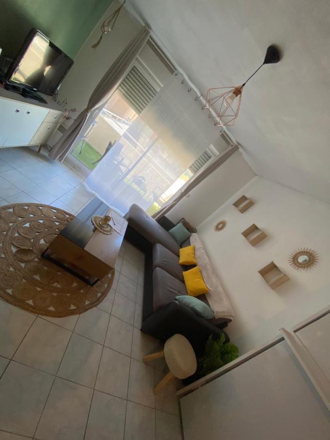 Studio Brignoles Piscine Emplacement Ideal Kültér fotó